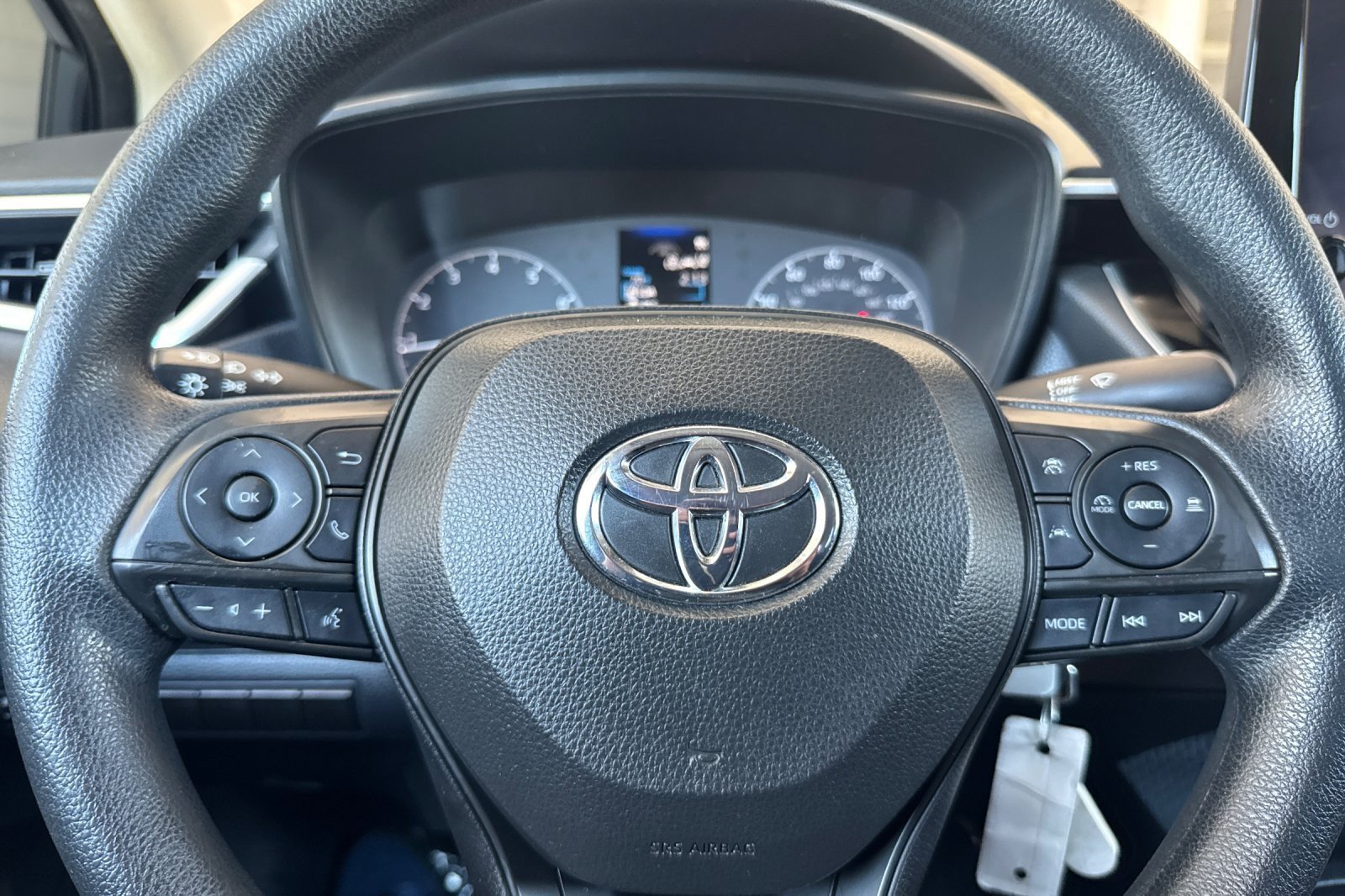 Used 2023 Toyota Corolla LE FWD image 20