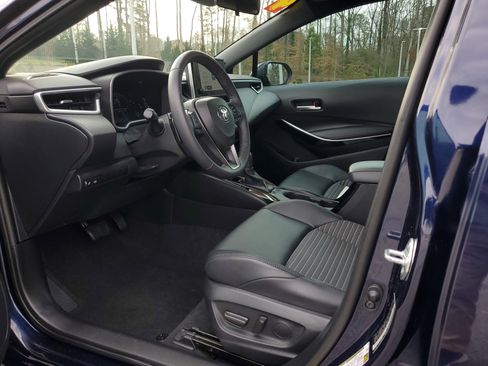 Used 2024 Toyota Corolla XSE image 16