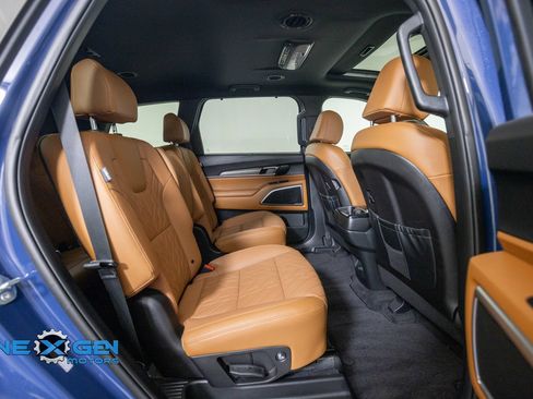 Used 2025 Kia Telluride EX X-Line AWD/4WD image 37