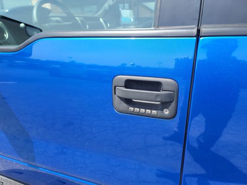 Used 2011 Ford F150 Raptor w/ Raptor Luxury Pkg image 10