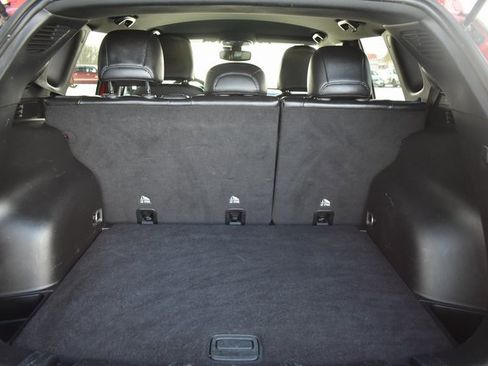 Used 2023 Jeep Compass Limited image 36