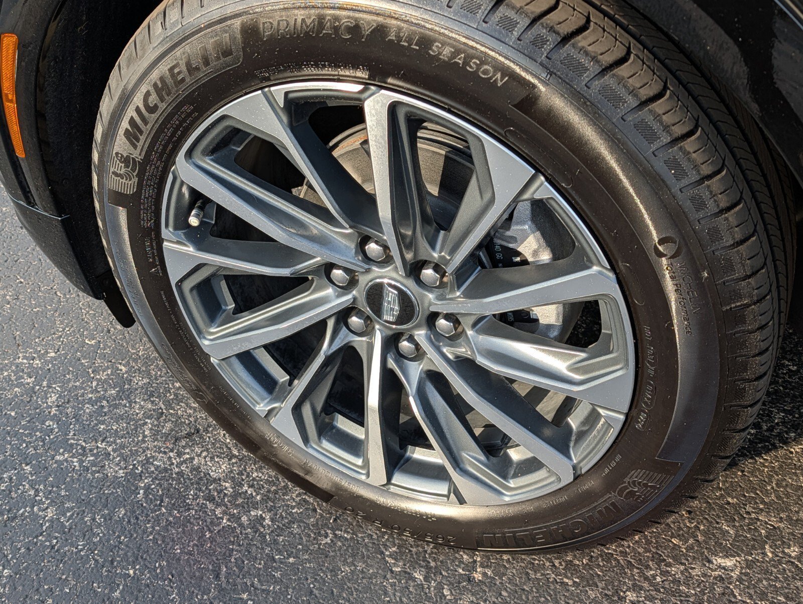 Used 2024 Cadillac Lyriq Sport w/ LPO, Floor Liner Package AWD/4WD image 24