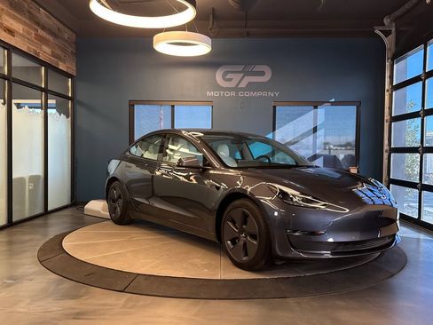 Used 2022 Tesla Model 3 Long Range AWD/4WD image 1