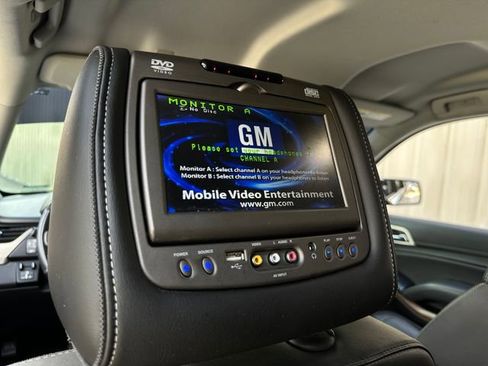 Used 2020 GMC Yukon XL Denali image 40