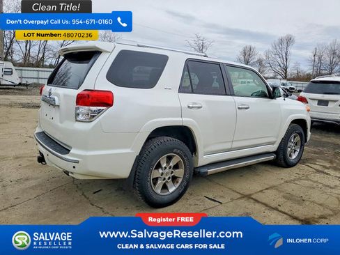 Used 2013 Toyota 4Runner SR5 w/ Convenience Pkg AWD/4WD image 4