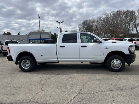 Used 2022 RAM 3500 Tradesman w/ Max Tow Package image 5