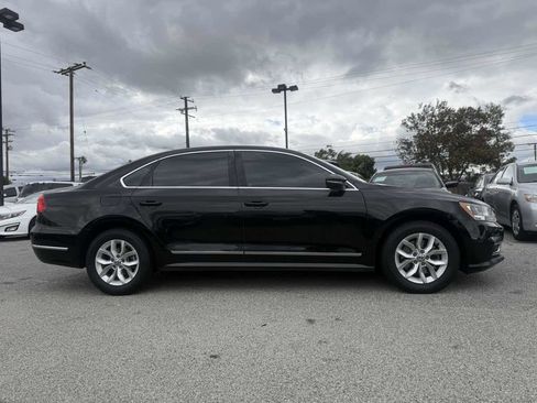 Used 2016 Volkswagen Passat 1.8T S FWD image 36