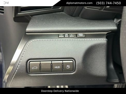 Used 2018 Lexus LC 500 Coupe image 32