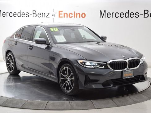 Used 2021 BMW 330i Sedan w/ Driving Assistance Package image 8