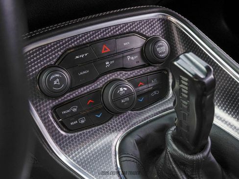 Used 2016 Dodge Challenger SRT Hellcat image 35