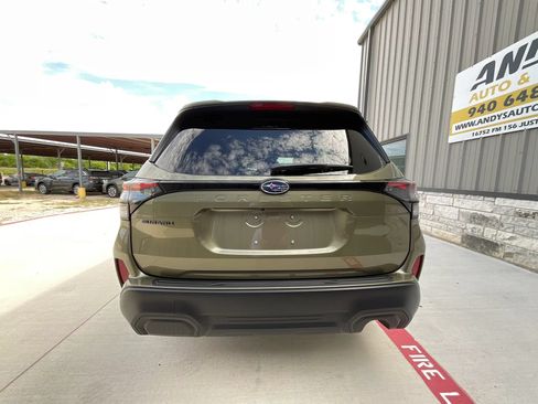 Used 2026 Subaru Forester Premium AWD/4WD image 6