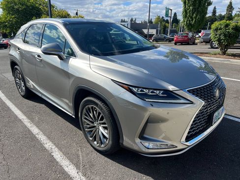 Used 2022 Lexus RX 450h AWD w/ Luxury Package image 3
