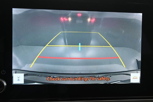 Used 2025 Toyota Camry LE FWD image 15