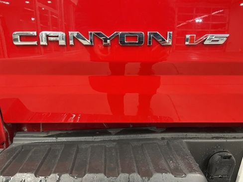 Used 2018 GMC Canyon SLT w/ Trailering Package image 7