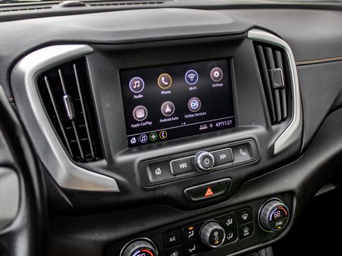 Used 2020 GMC Terrain SLE w/ Driver Convenience Package image 30