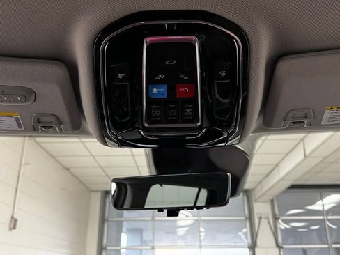 Certified 2022 Jeep Grand Cherokee L Overland w/ Luxury Tech Group IV image 24