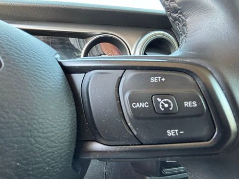 Used 2021 Jeep Wrangler Sport image 15