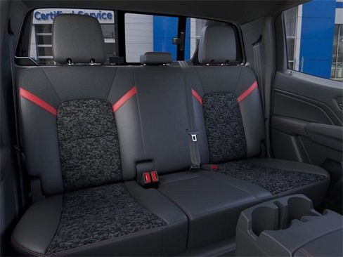 New 2025 Chevrolet Colorado Z71 w/ Midnight Edition image 17