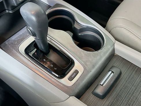 Used 2018 Honda Pilot EX-L image 18