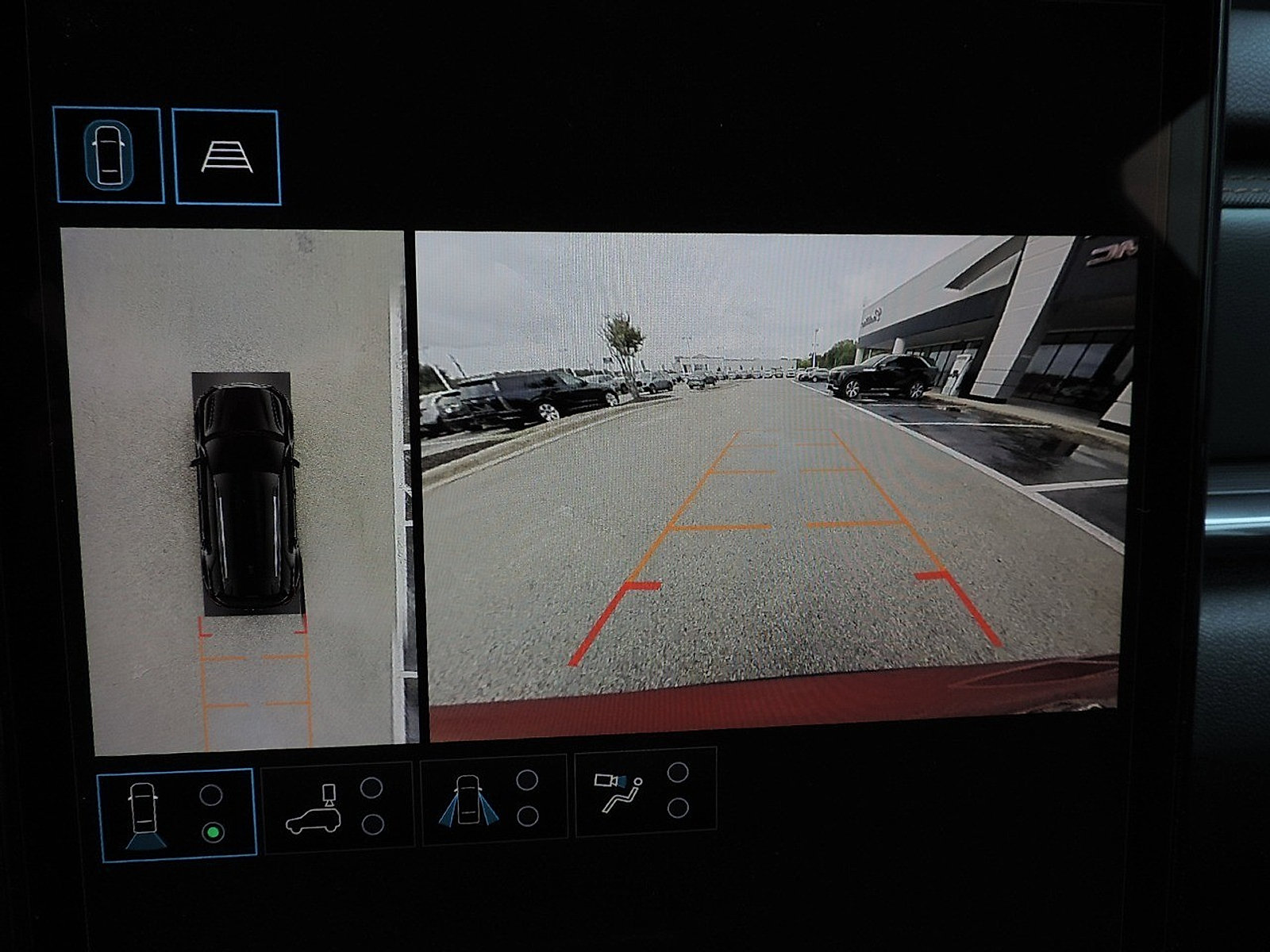 New 2027 GMC Terrain AT4 w/ Technology Package II AWD/4WD image 24