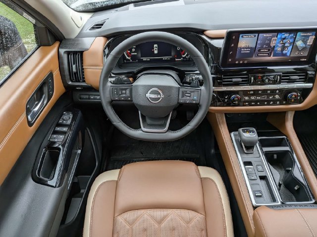 Used 2026 Nissan Pathfinder Platinum w/ Cargo Package FWD image 17