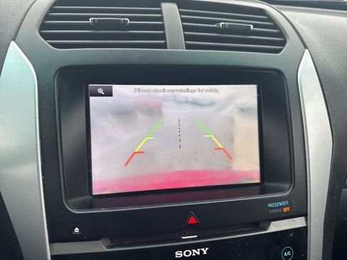 Used 2015 Ford Explorer Sport w/ Equipment Group 401A image 10