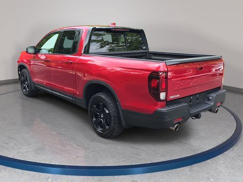 Used 2025 Honda Ridgeline Black Edition image 7