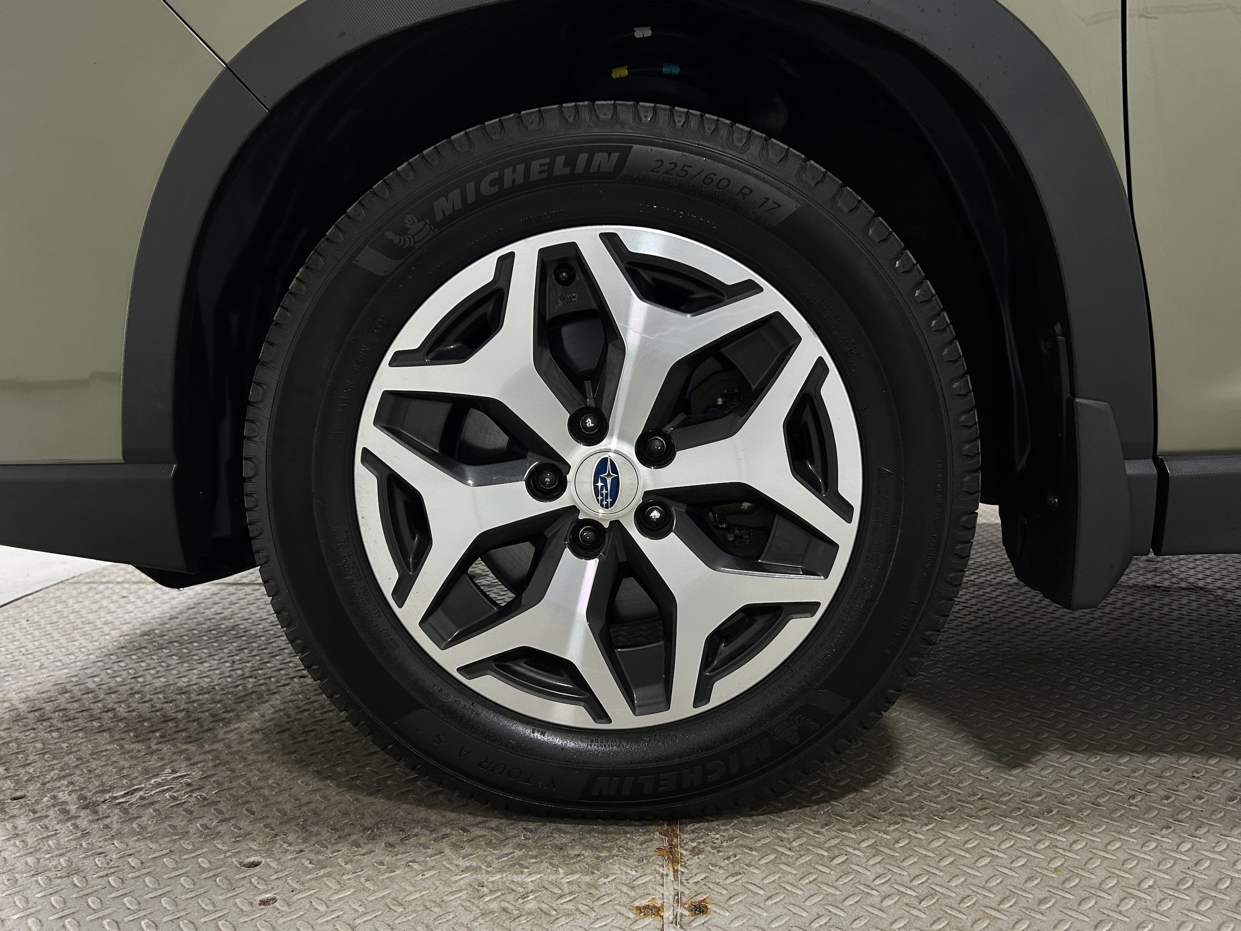 Used 2020 Subaru Forester Premium AWD/4WD image 38