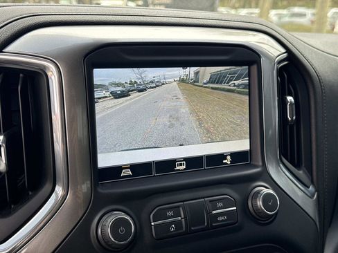 Used 2021 Chevrolet Silverado 1500 LT Trail Boss w/ Convenience Package II image 26