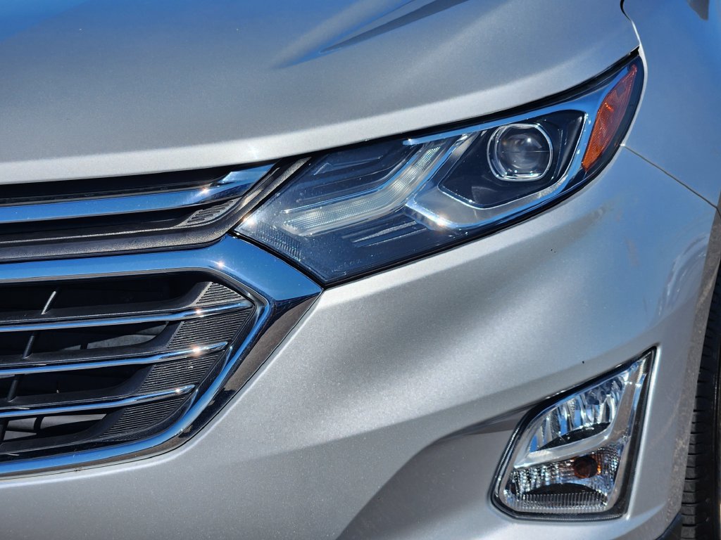 Used 2018 Chevrolet Equinox Premier FWD image 7
