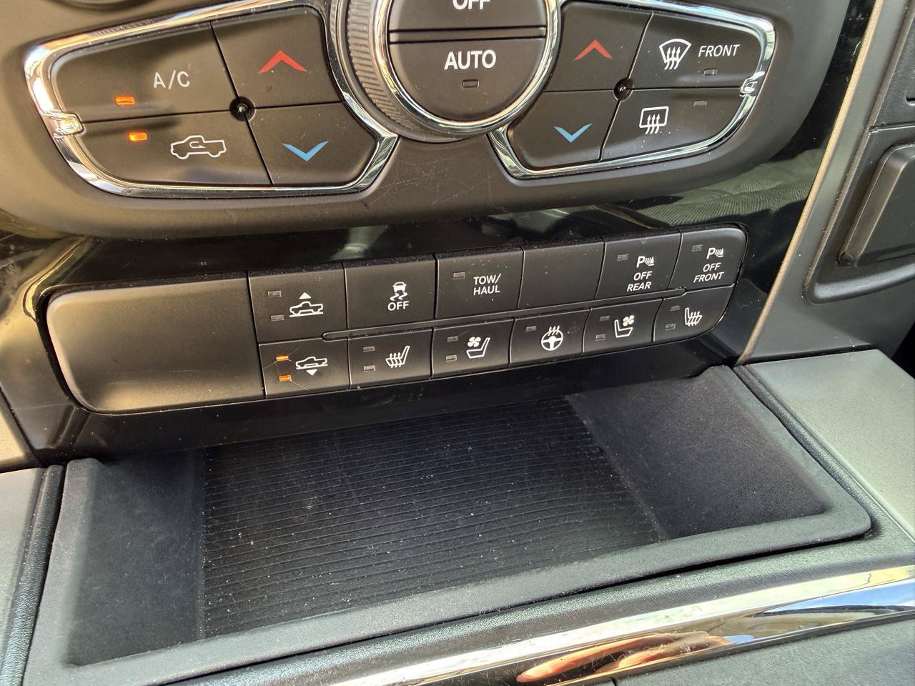 Used 2018 RAM 1500 Sport w/ Convenience Group AWD/4WD image 23
