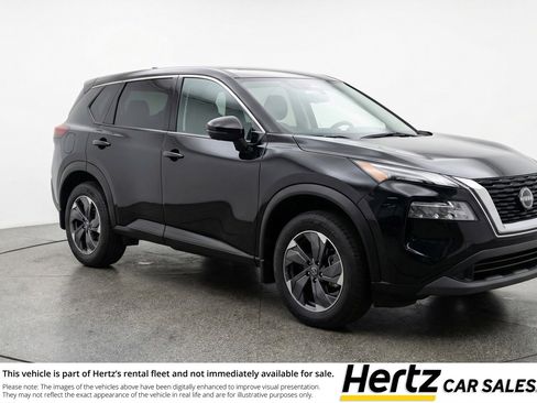 Used 2025 Nissan Rogue SV FWD image 1