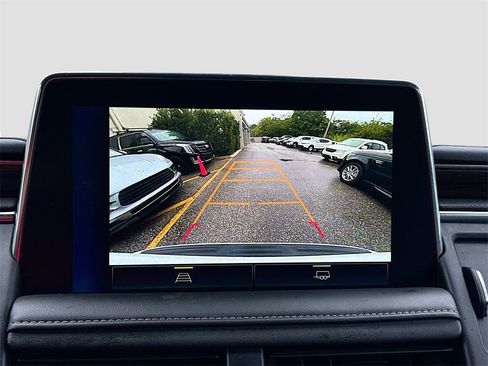 Used 2023 Chevrolet Tahoe Premier image 15