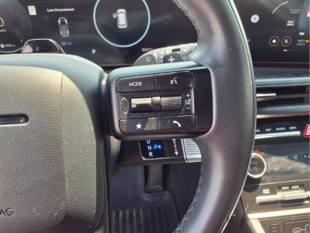 Used 2024 Hyundai Santa Fe Calligraphy AWD/4WD image 11