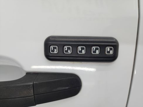 Used 2019 Ford Transit 350 XLT image 33