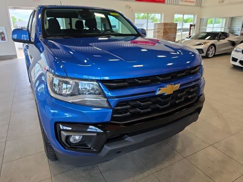 Used 2022 Chevrolet Colorado LT w/ Safety Package AWD/4WD image 4