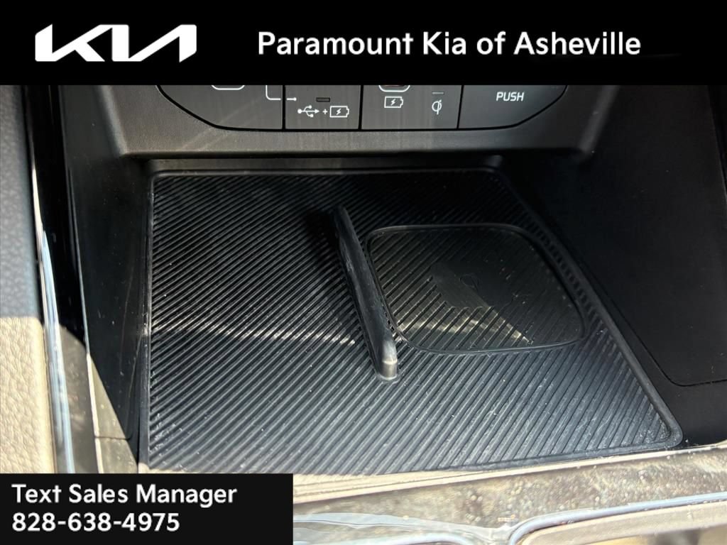 Certified 2025 Kia K5 GT-Line w/ GT-Line Premium Package AWD/4WD image 17