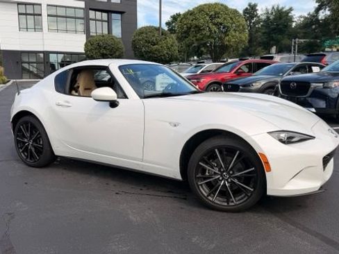 Certified 2025 MAZDA MX-5 Miata RF Grand Touring RWD image 2