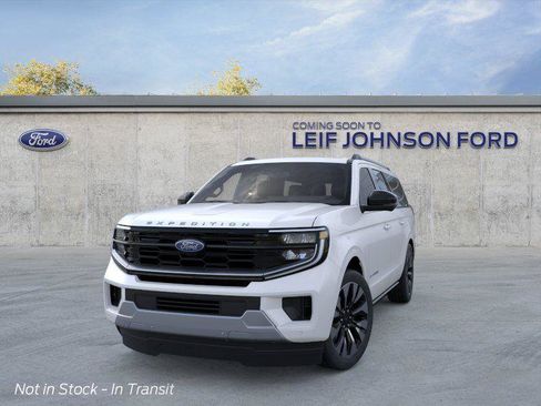 Used 2026 Ford Expedition Max Platinum w/ Driver's Package AWD/4WD image 2