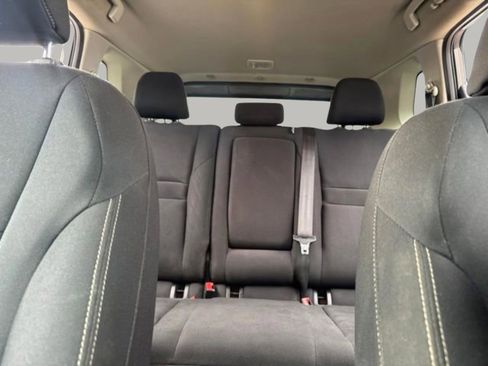 Used 2023 Nissan Rogue S AWD/4WD image 14