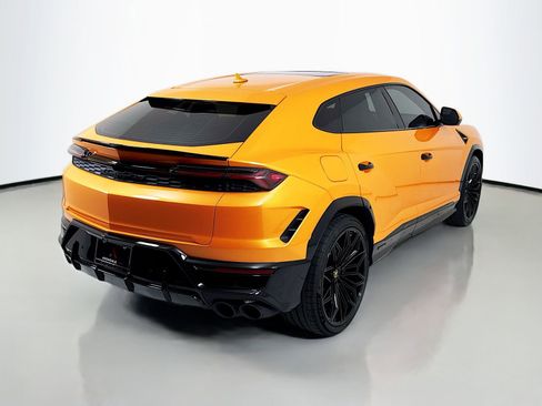 Used 2025 Lamborghini Urus SE AWD/4WD image 7