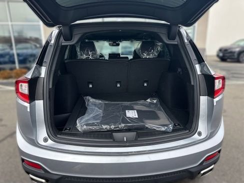 New 2026 Acura RDX SH-AWD image 13