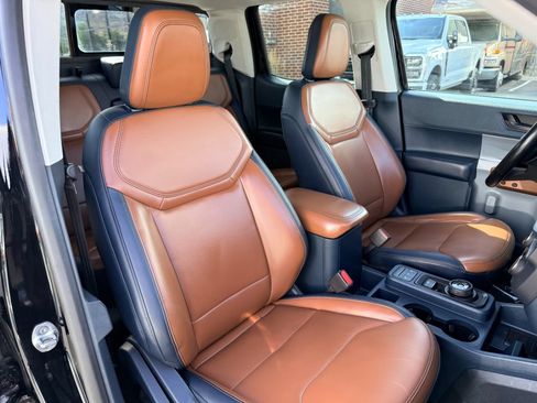 Used 2023 Ford Maverick Lariat w/ Lariat Luxury Package FWD image 22