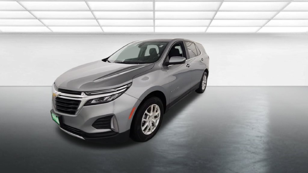 Used 2024 Chevrolet Equinox LT AWD/4WD image 2