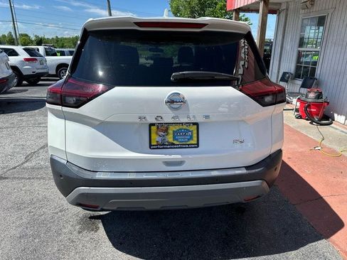 Used 2021 Nissan Rogue SV FWD image 9