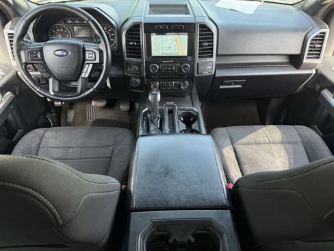Used 2017 Ford F150 XLT w/ Equipment Group 302A Luxury AWD/4WD image 12