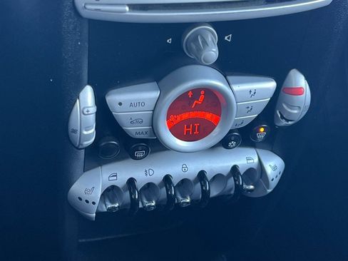 Used 2009 MINI Cooper S image 16