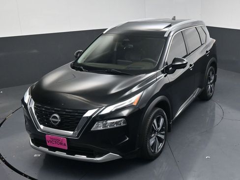 Used 2023 Nissan Rogue Platinum w/ Platinum Premium Package image 16