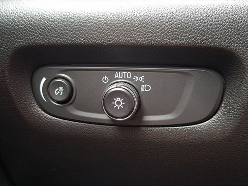 Used 2023 Chevrolet Traverse RS w/ LPO, Floor Liner Package AWD/4WD image 24