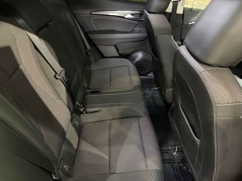 Used 2023 Buick Envision Preferred w/ Sport Touring Package AWD/4WD image 4